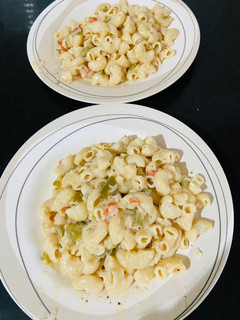 वाइट सॉस माइक्रोवेव चीज़ मेकेरोनी पास्ता 🍝 रेसिपी मुख्य फोटो