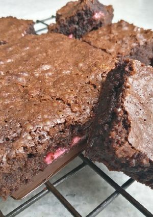 A picture of The best brownies ever.