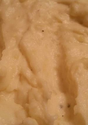 A picture of Buttery Mashed Potatoes .