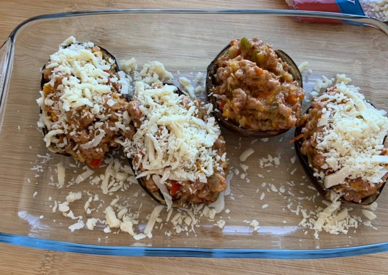 Berenjenas rellenas de carne y verduras