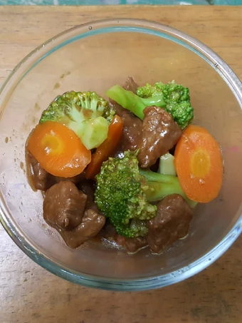 Cara Mudah Membikin Resep Cah Brokoli Sapi yang Lezat Anti Ribet, Mantap