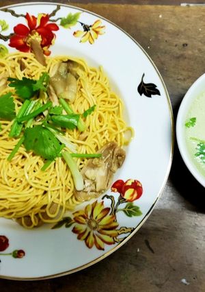 Hình của món Mì trộn soup gà.