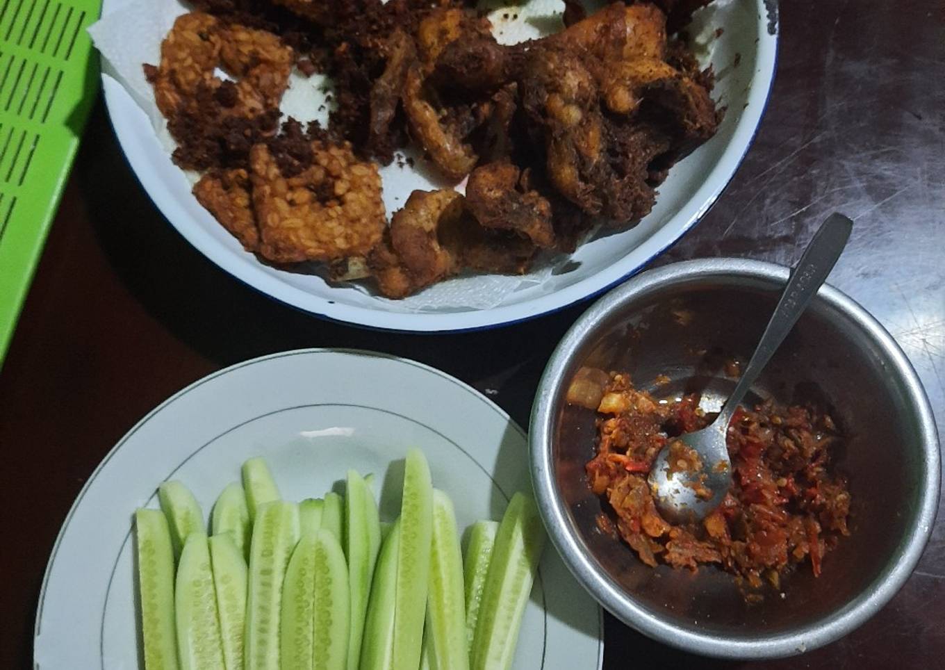 Ayam goreng berempah