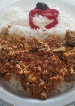 Darált húsos gombás ragu. Rizzsel recept fotója
