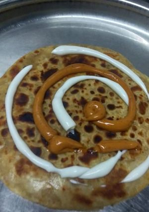 પિઝા પરોઠા(piza pritha) રેસીપી મુખ્ય ફોટો