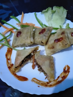 चाइनीस पैकेट समोसा (chinese packet samosa recipe in Hindi) रेसिपी मुख्य फोटो