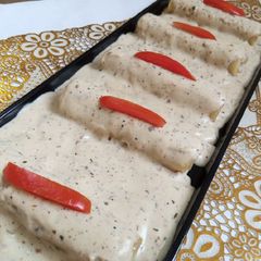 A picture of Lasagna Roll Ups.