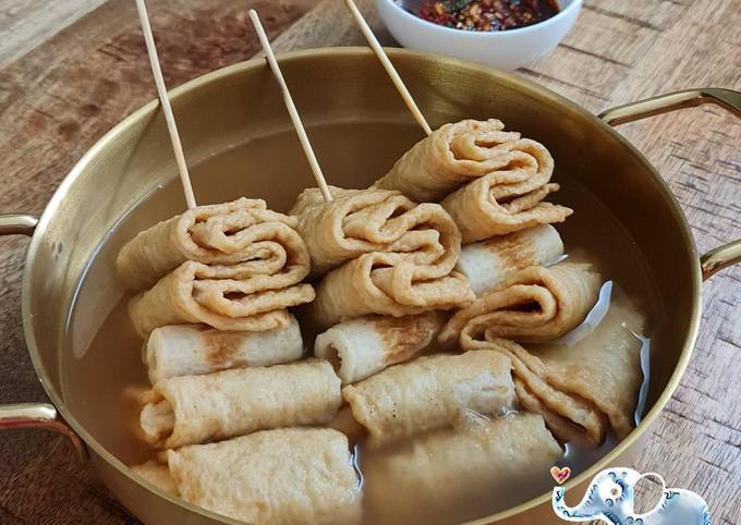 Fish Cake Soup / Eomukguk 오뎅국