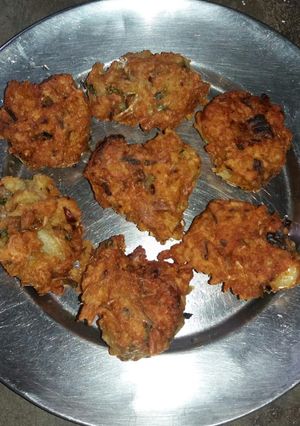 A picture of Prawn fritters.