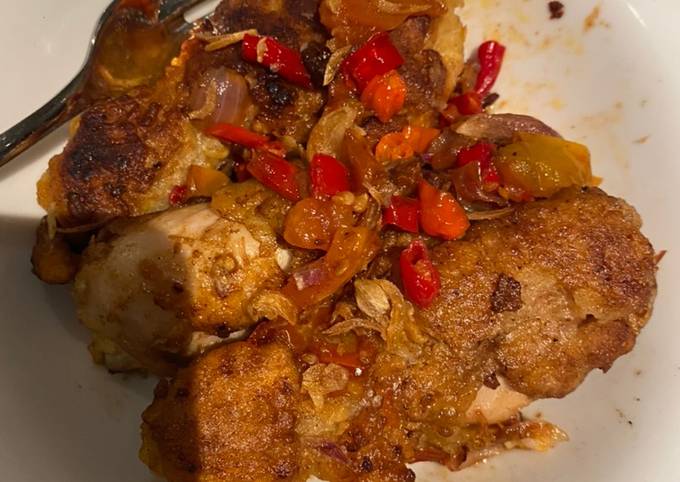 Ayam goreng sambal terasi