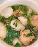 Canh sườn nấu khoai sọ