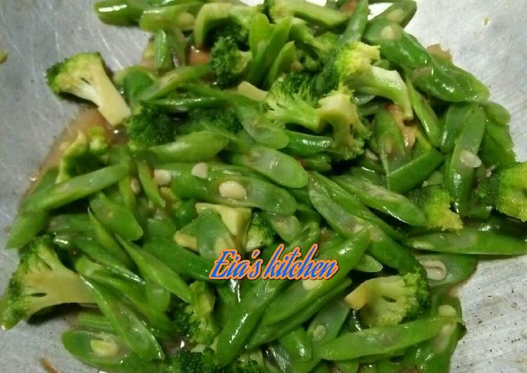 Langkah Menyiapkan Tumis buncis brokoli Lezat