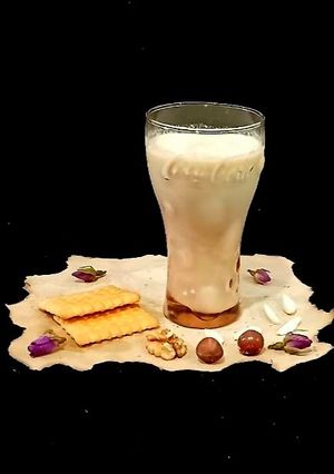 عکسی از دستور اسموتی فندق و شکلات