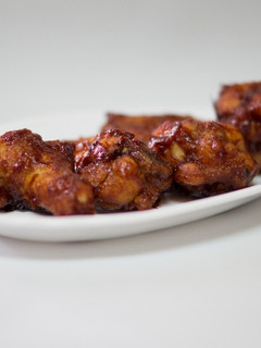 Una foto de Alitas de pollo en salsa barbacoa (bbq)