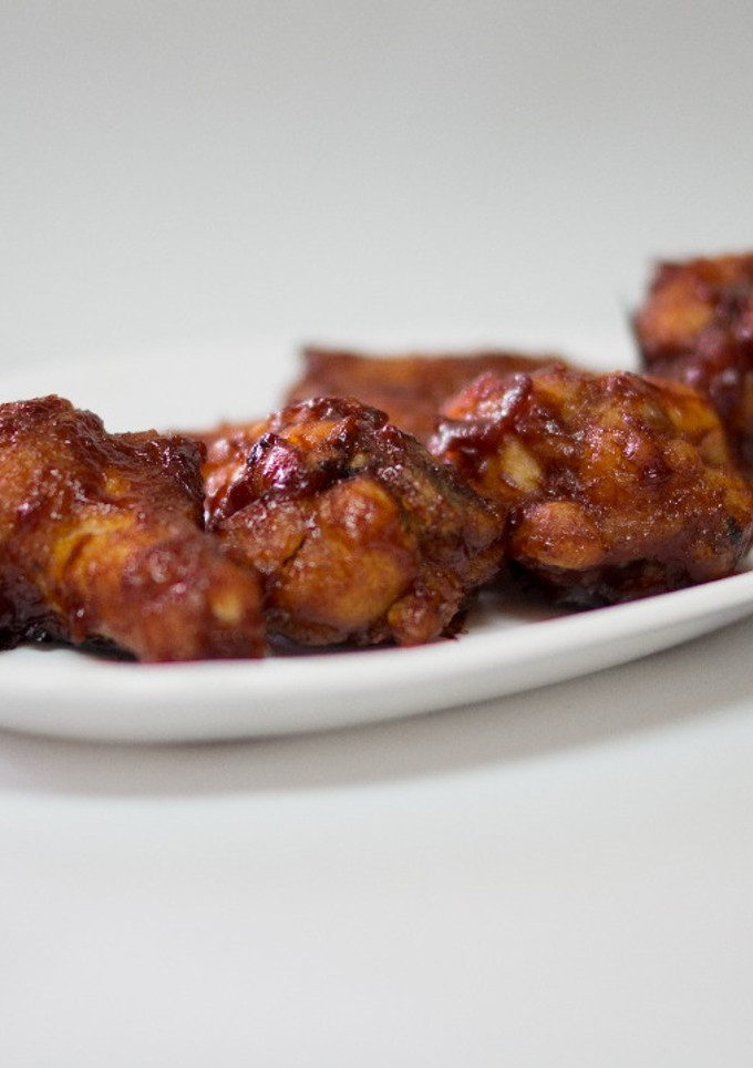 Una foto de Alitas de pollo en salsa barbacoa (bbq)