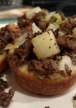 A picture of Savory Meat Pastry Puff.