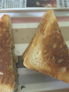 आलू चीज़ सैंडविच(aloo cheese sandwich recipe in hindi) रेसिपी मुख्य फोटो