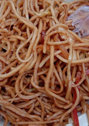 A picture of Noodles.