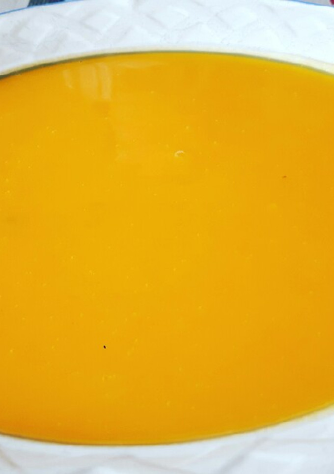 Una foto de Puré de calabaza y zanahoria con toque de naranja
