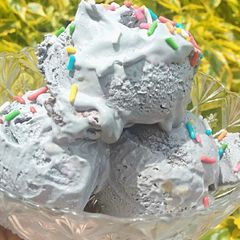A picture of Homemade icecream.