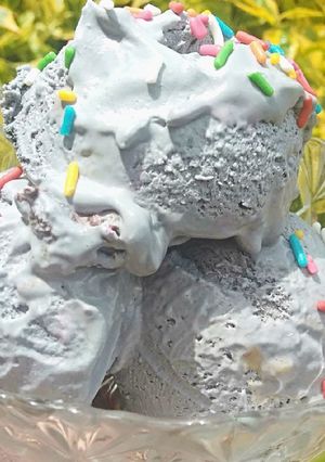 A picture of Homemade icecream.