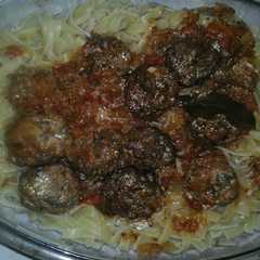 A picture of Albóndigas con espaguetti♡.