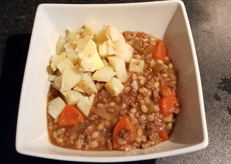 Hearty Beef &amp; Barley Soup