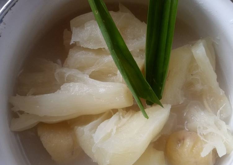 Kolak piskong alias pisang singkong