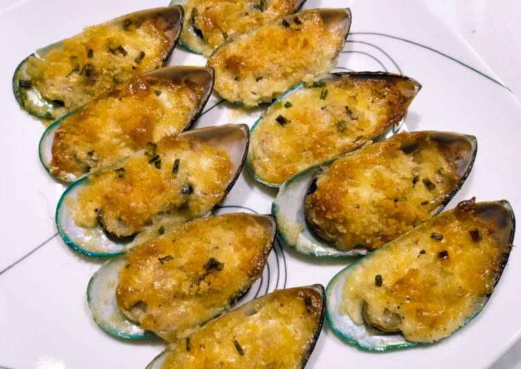 baked mussels in the half shell recipe main photo