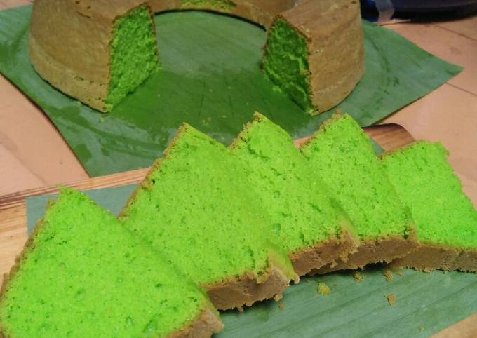 Bolu pandan panggang ukuran sendok