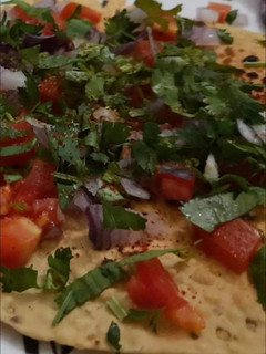 મસાલા પાપડ (Masala Papad Recipe In Gujarati) રેસીપી મુખ્ય ફોટો