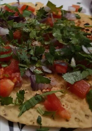 મસાલા પાપડ (Masala Papad Recipe In Gujarati) રેસીપી મુખ્ય ફોટો