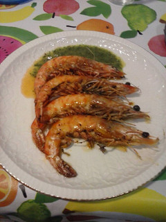 Una foto de Gambas con majada de ajo y perejil