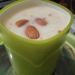 A picture of Mango shake.