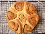 Lotus Biscoff Roll Bread