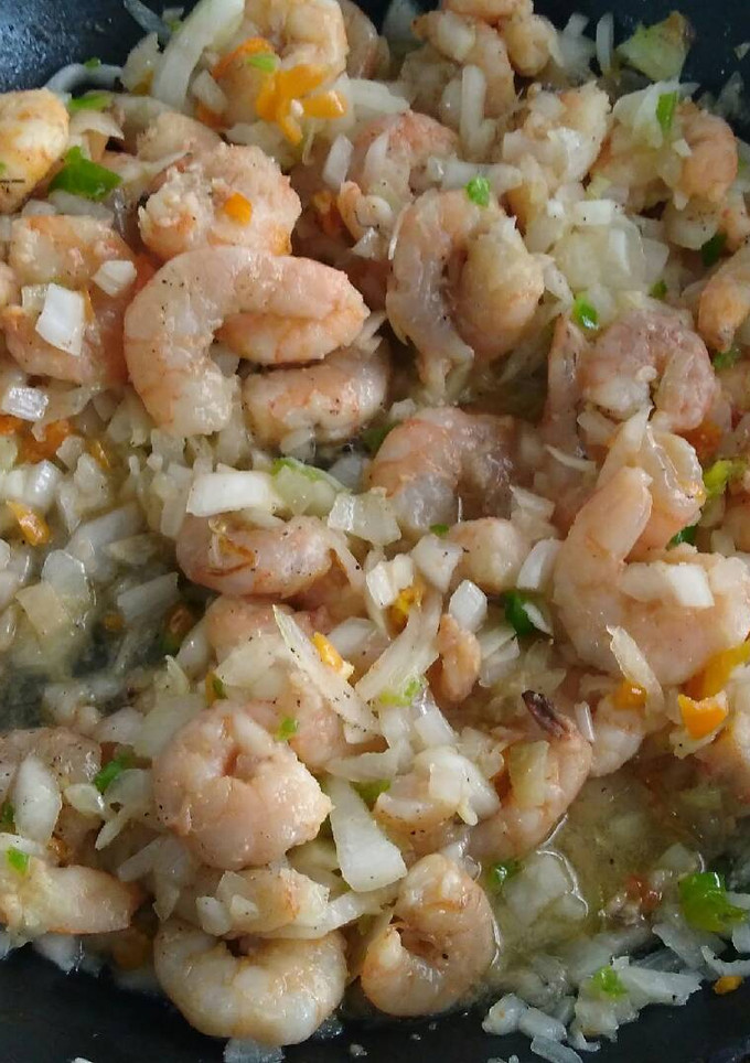 Una foto de Camarones en aceite de coco