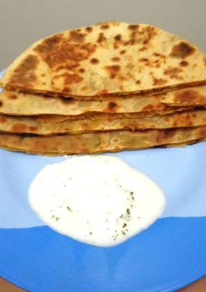 A picture of Mixed veg paratha.