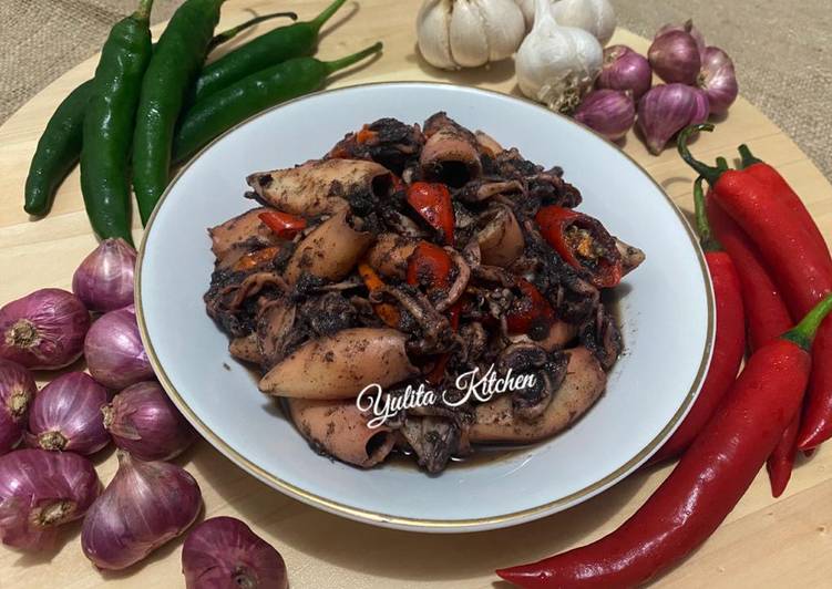 Resep Cumi Masak Hitam yang Lezat Sekali