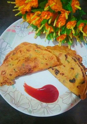 A picture of Besan ka chilla.
