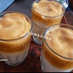 A picture of Dalgona Coffee.