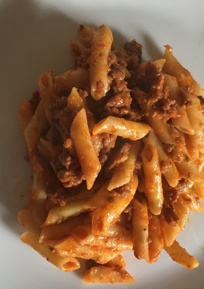 Una foto de Macarrones con carne picada y chorizo