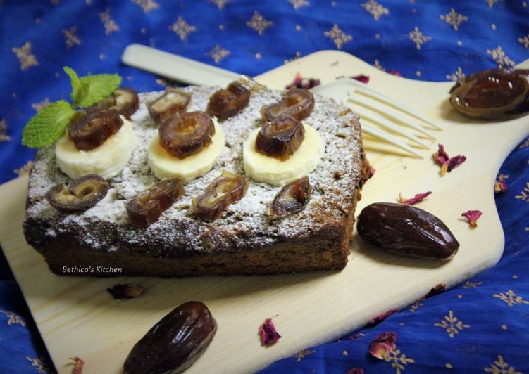 banana dates cake recipe main photo