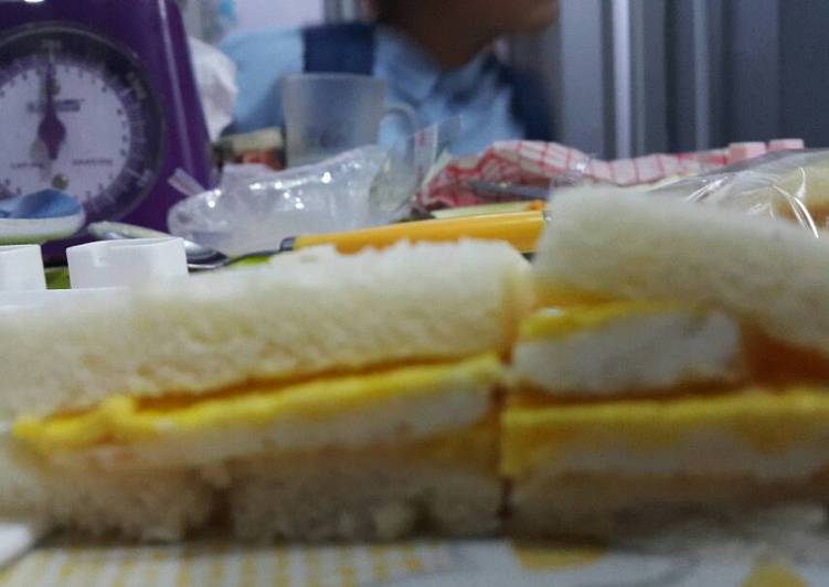 Resep Bekal Anak &#34;Sandwich Telor Yummy&#34;😍😙 yang Bisa Manjain Lidah