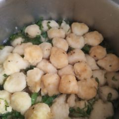 A picture of Daal kanji vada.