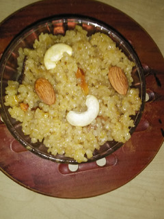 ફાડા લાપસી (Fada Lapsi Recipe In Gujarati) રેસીપી મુખ્ય ફોટો