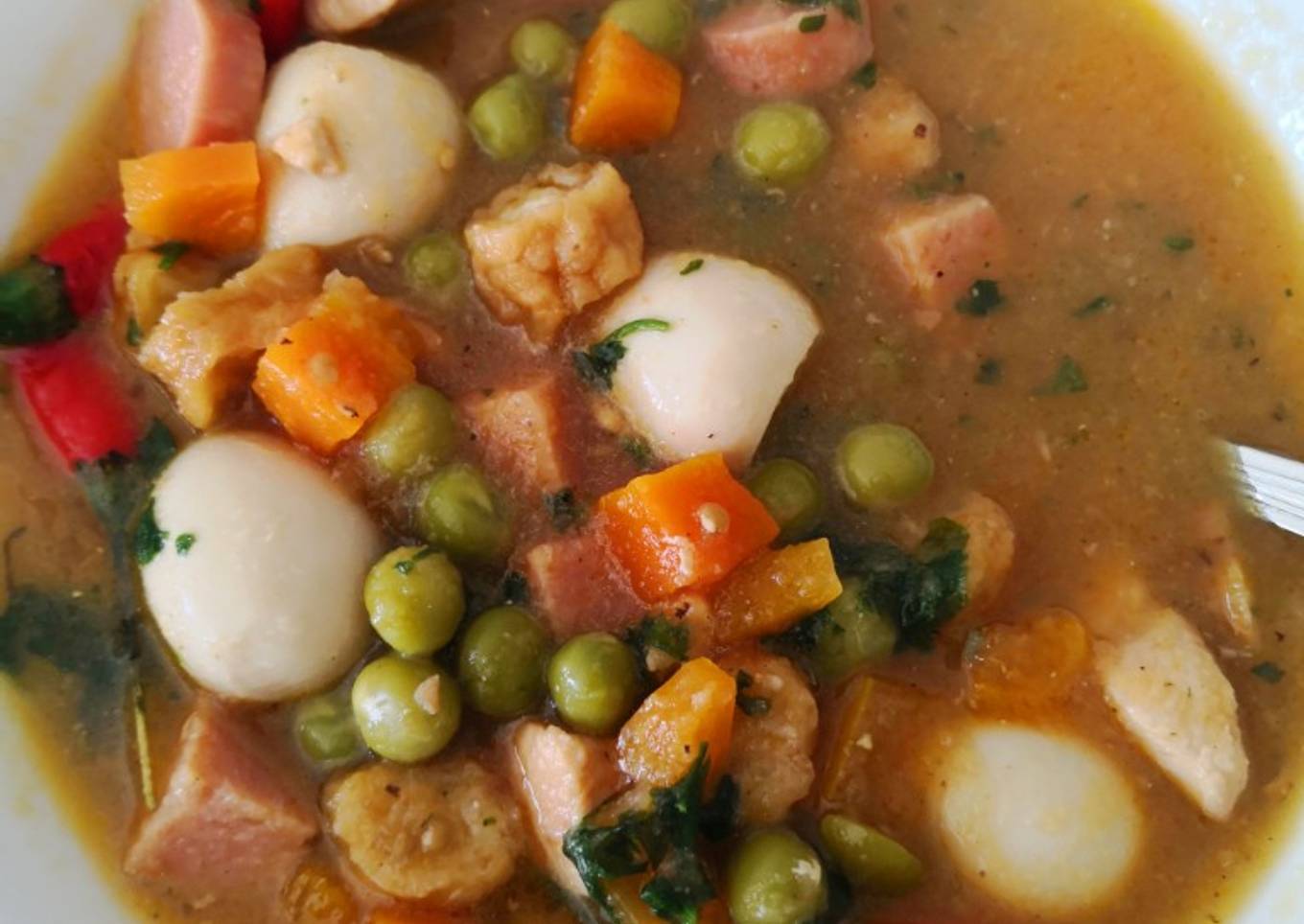 Sop merah /sop tomat asli