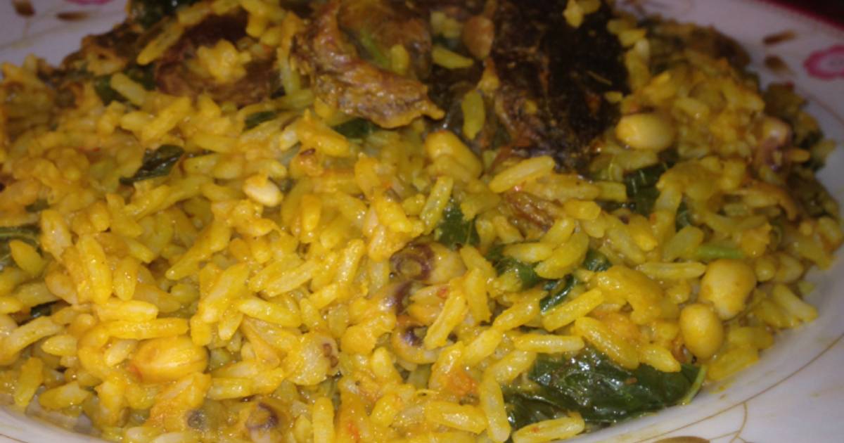 Palm oil rice and beans jallof with spinach Recipe by Khabs kitchen