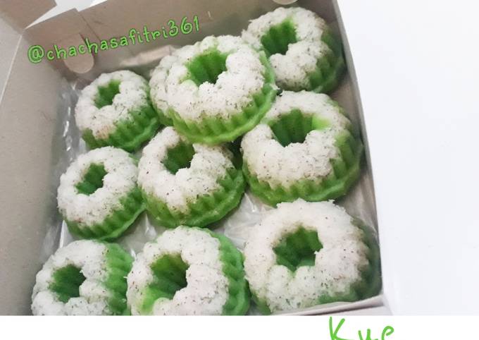 Kue putu ayu