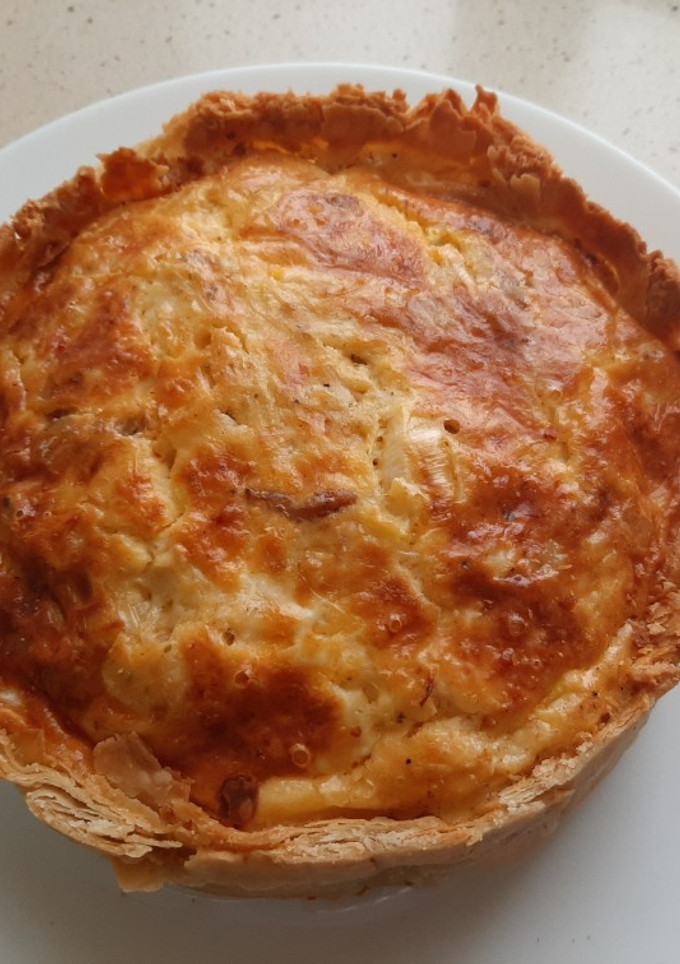 Una foto de Quiche de gambas al ajillo