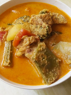 காய்கறி சேர்த்த மட்டன் குழம்பு(veg mutton curry recipe in tamil) செய்முறை முக்கிய புகைப்படம்